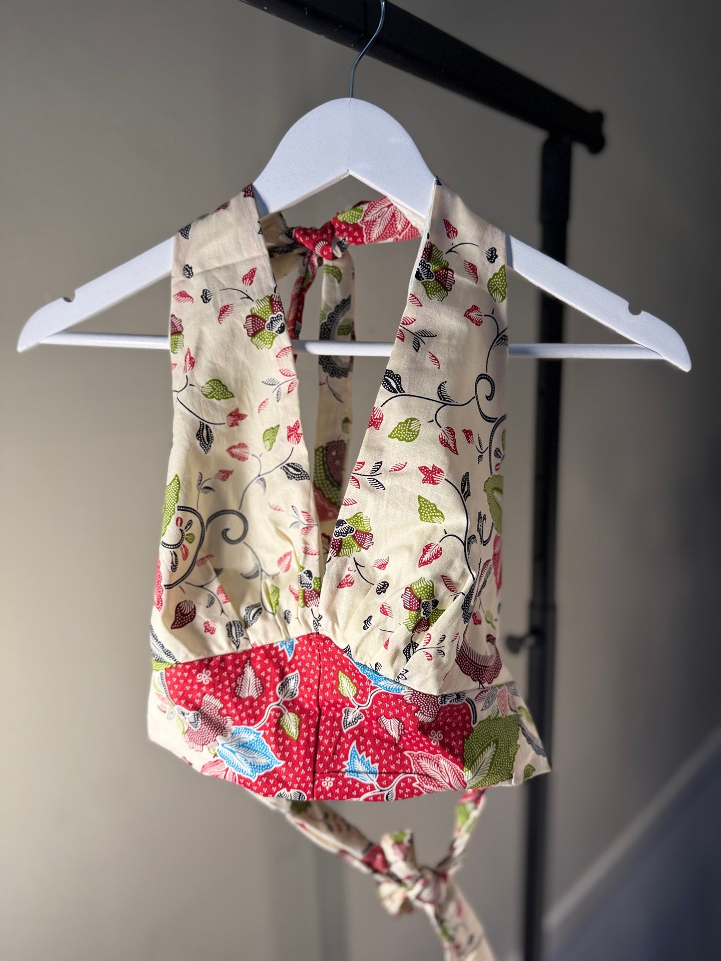 Summer Halter Top Wit Rood